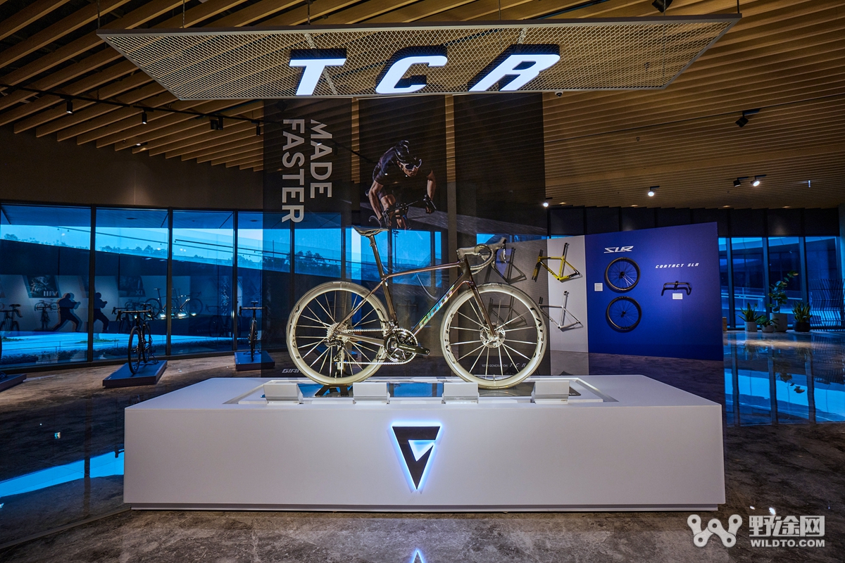 巔峰“十”代  GIANT全新TCR系列公路車正式發(fā)布