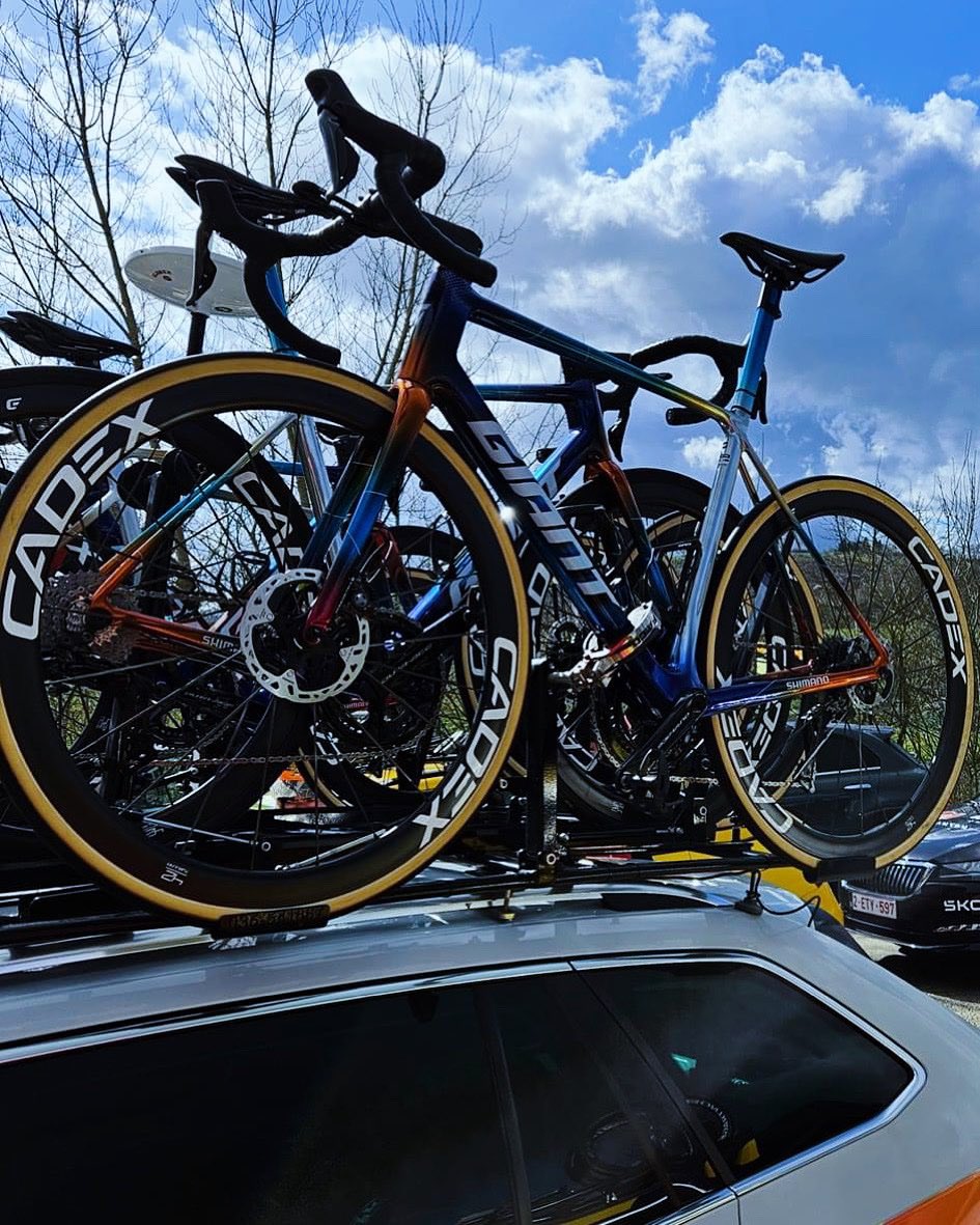 巔峰“十”代  GIANT全新TCR系列公路車正式發(fā)布