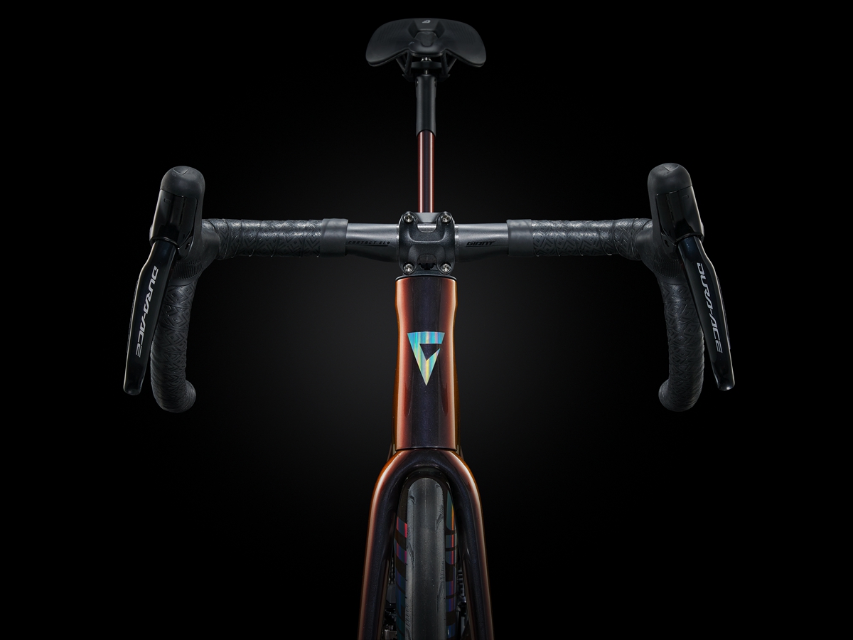 巔峰“十”代  GIANT全新TCR系列公路車正式發(fā)布