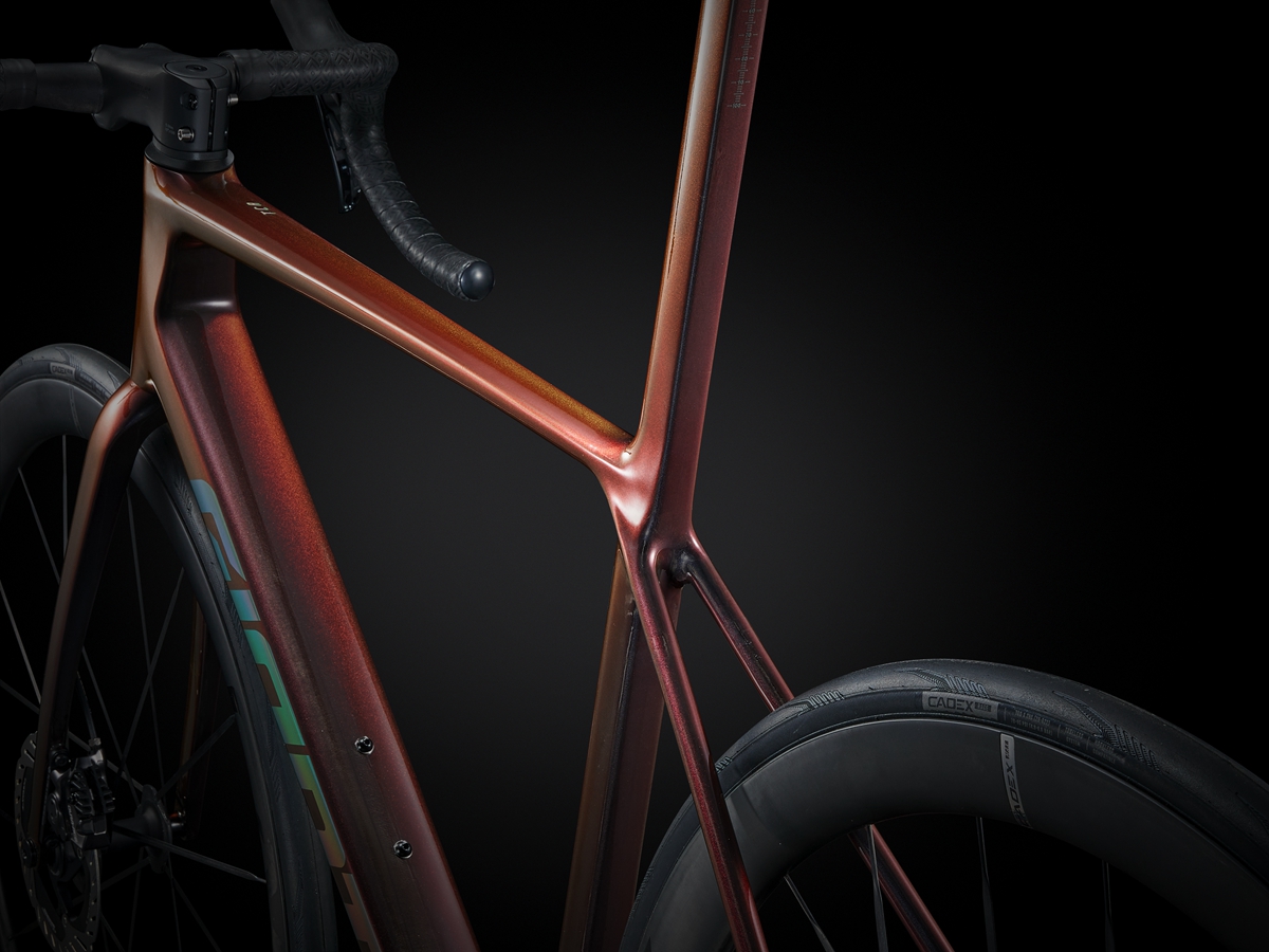 巔峰“十”代  GIANT全新TCR系列公路車正式發(fā)布