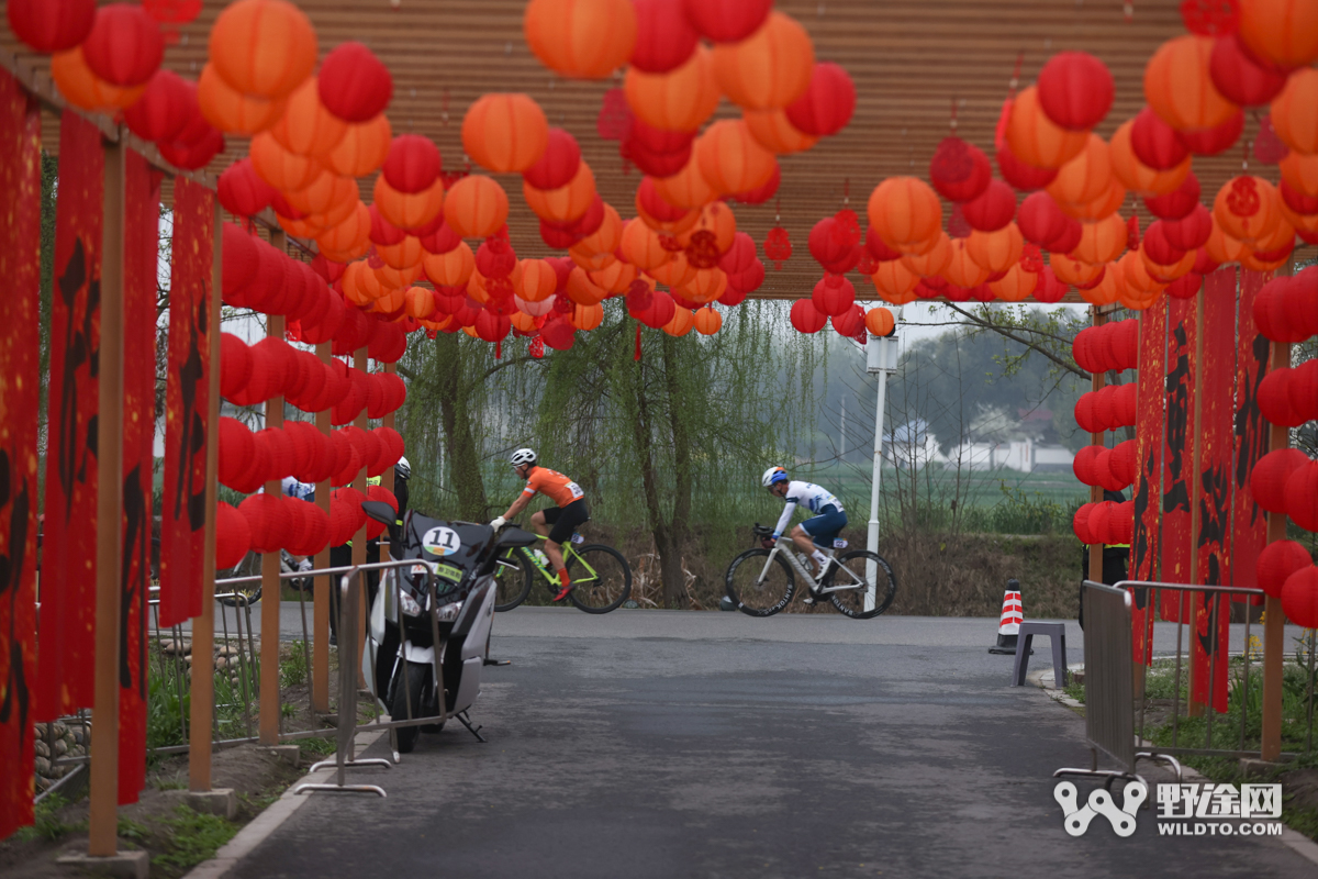 徜徉油菜花海 天府綠道國(guó)際車(chē)迷健身節(jié)（新津站）落幕