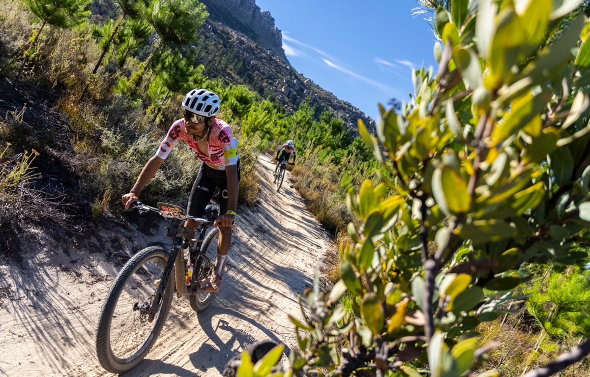 capeepics2尼诺组合丢黄衫朱俊遗憾退赛