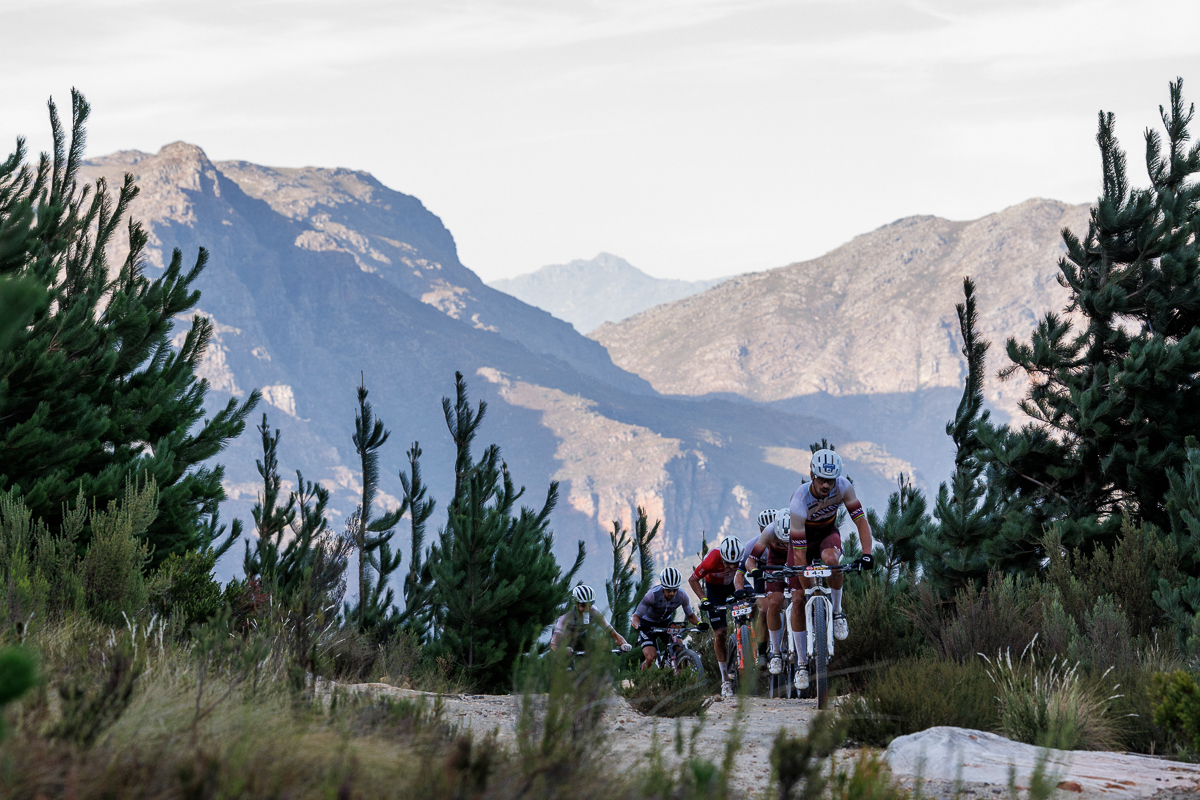 Cape Epic S4：尼诺组合第二胜 总成绩洗牌