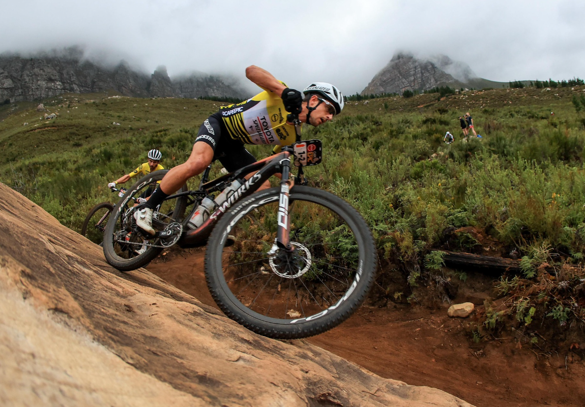 Cape Epic S7：收官戰(zhàn)捧杯 封寬杰朱俊再創(chuàng)小組佳績(jī)