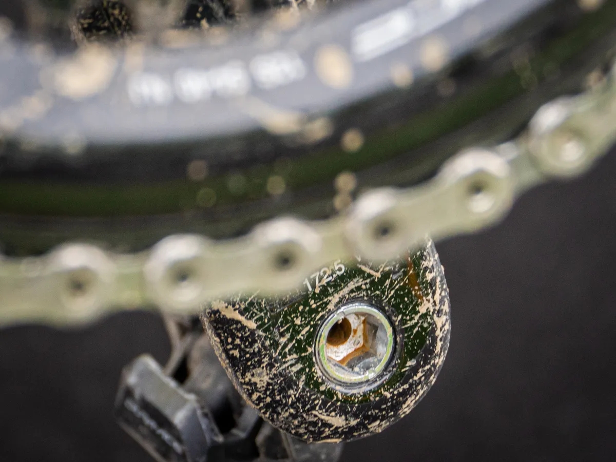 鲁贝冠军战车 彪哥的彩虹版Canyon Aeroad CFR