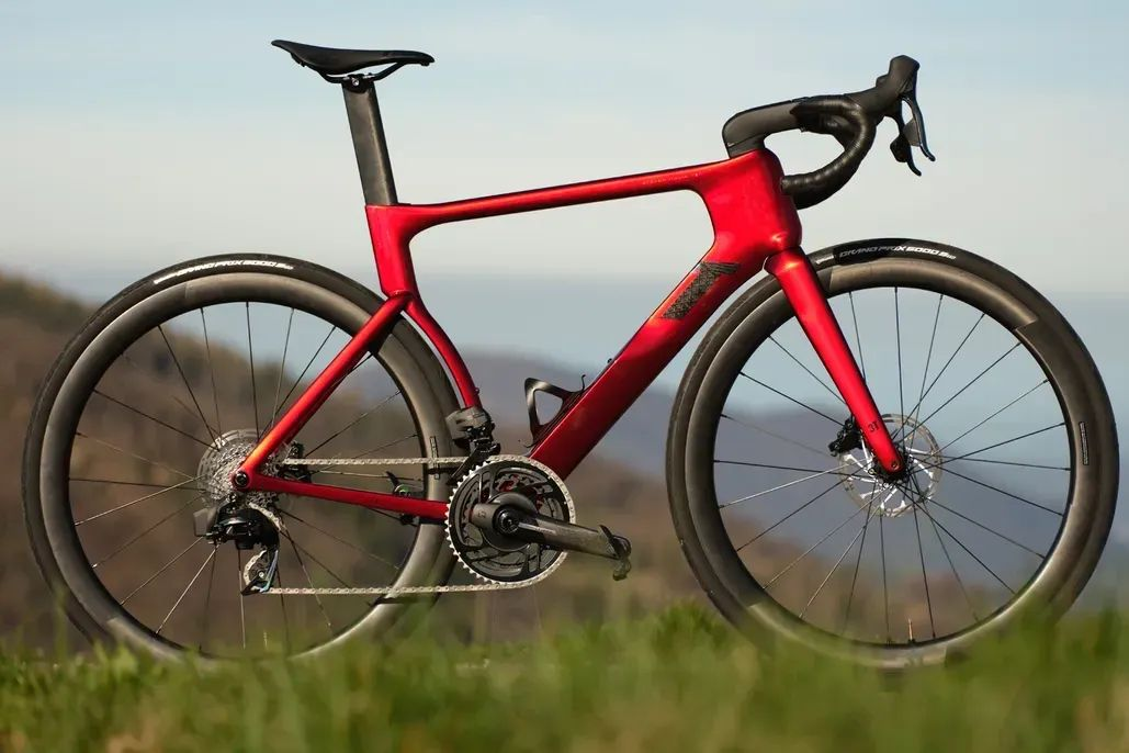 诠释空气动力学  全新 3T Strada Italia 公路车