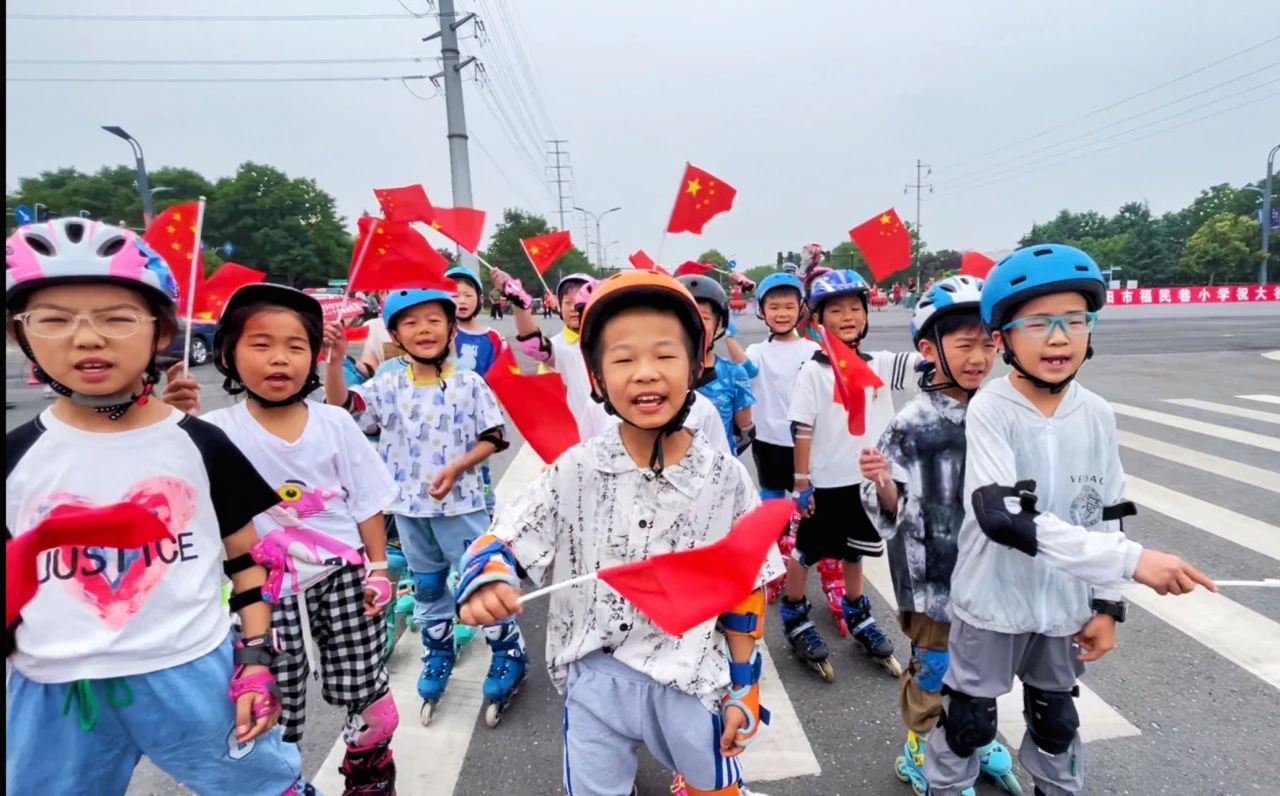 全城沸腾 伊滨上演“速度与激情”