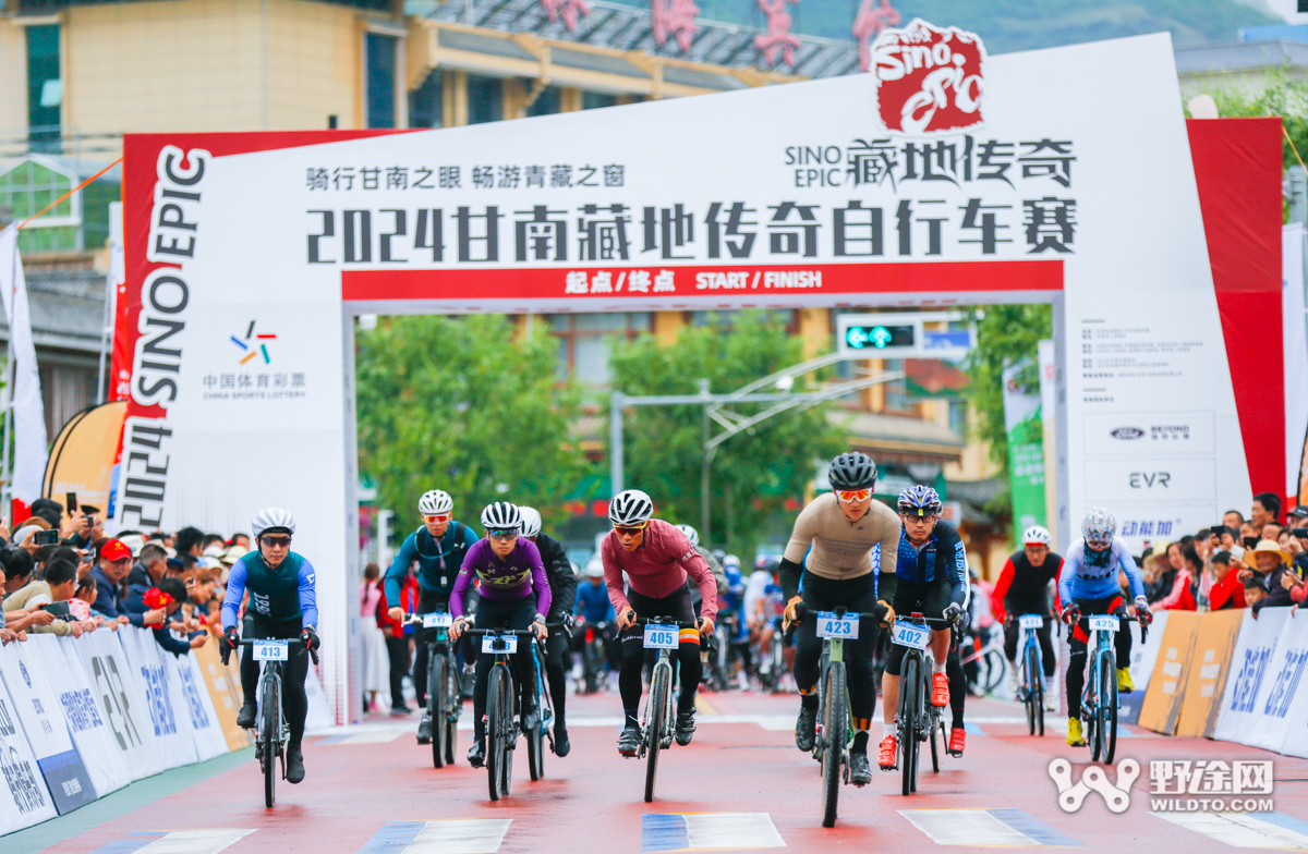 甘南藏地傳奇D2：漫步云端 勇闖冶力關(guān)