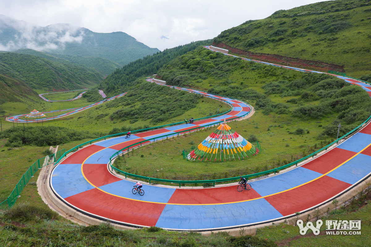 甘南藏地傳奇D2：漫步云端 勇闖冶力關(guān)