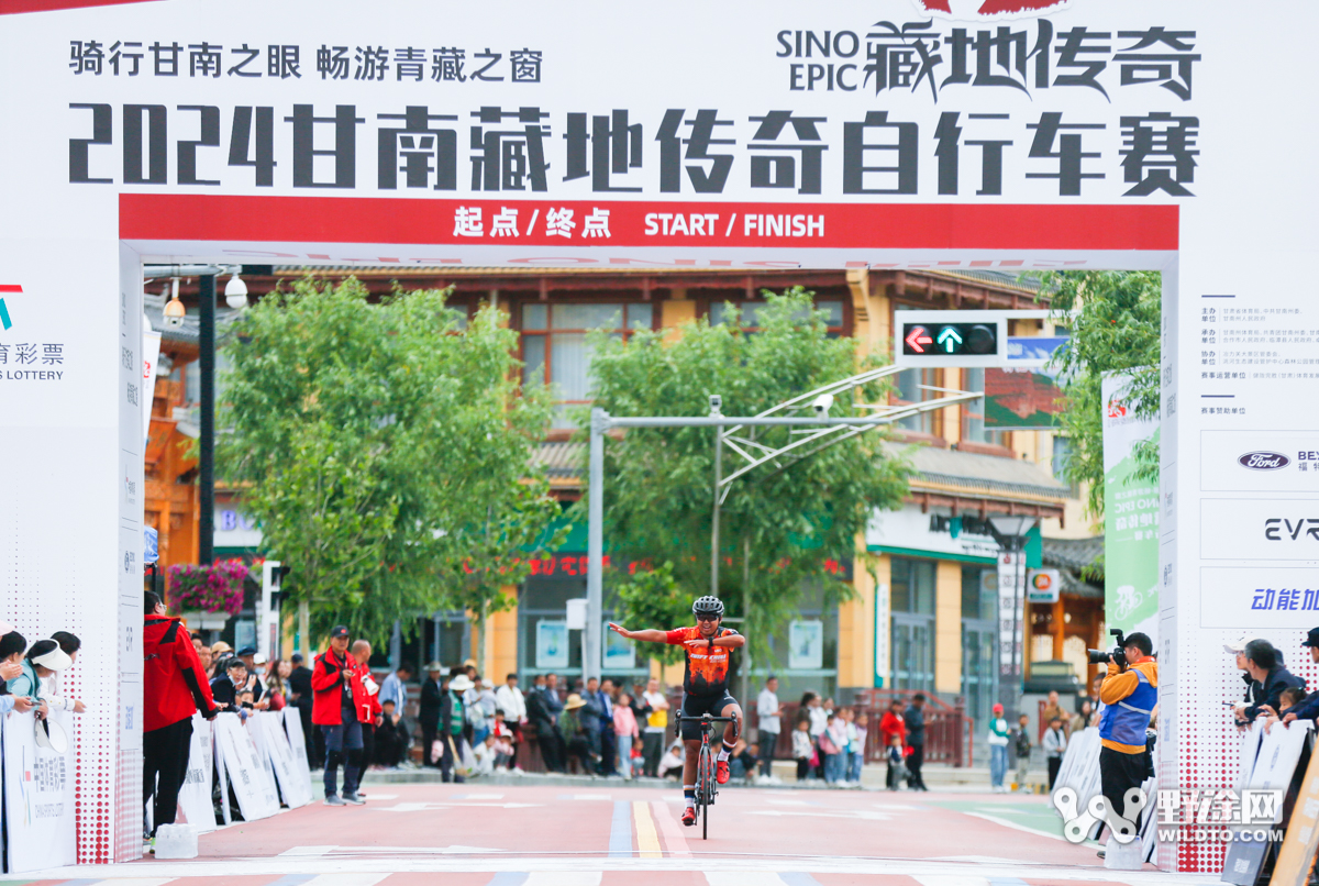甘南藏地傳奇D2：漫步云端 勇闖冶力關(guān)