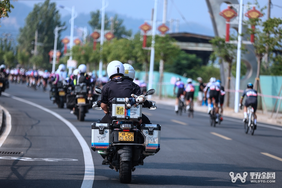 福建联赛松溪站：公路均速47！  迹驰包揽领奖台
