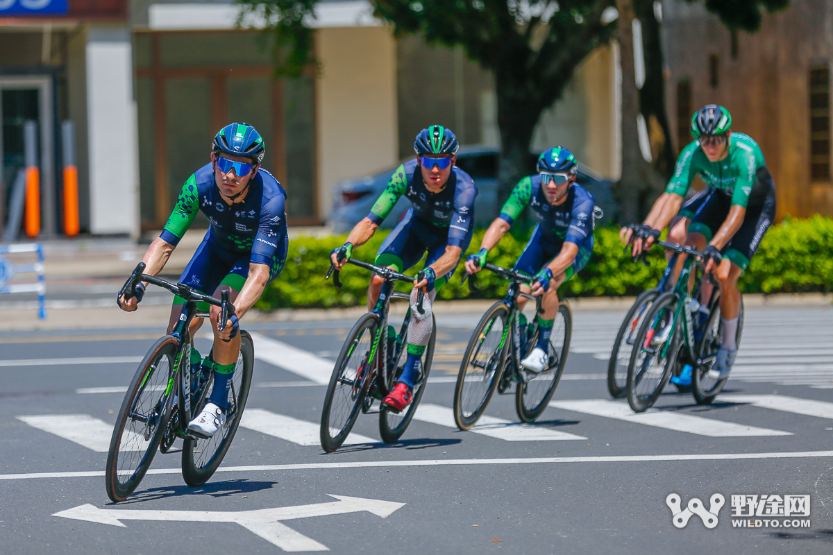 环岛赛S1：马雷茨科强势归来 五指山车队大放异彩
