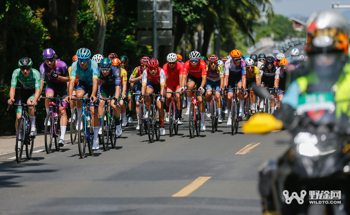 環(huán)島賽S2：飛銳快客車隊奪賽段 領騎衫洗牌