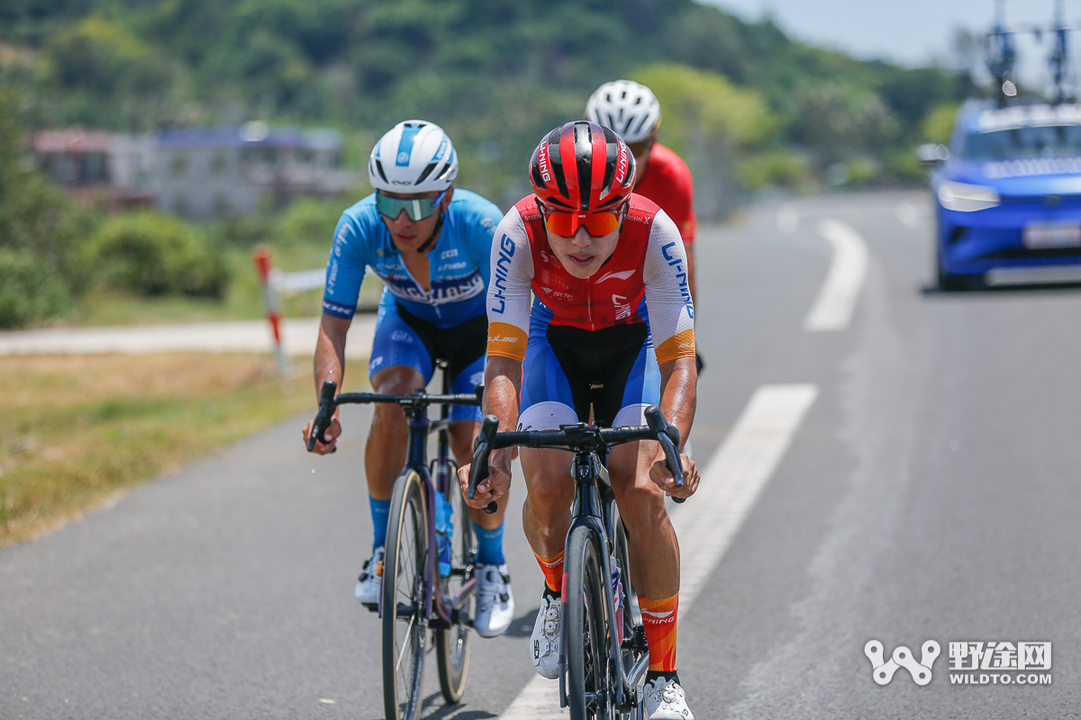 環(huán)島賽S2：飛銳快客車隊奪賽段 領騎衫洗牌