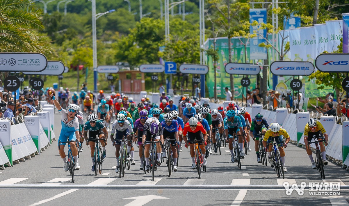 環(huán)島賽S2：飛銳快客車隊奪賽段 領騎衫洗牌