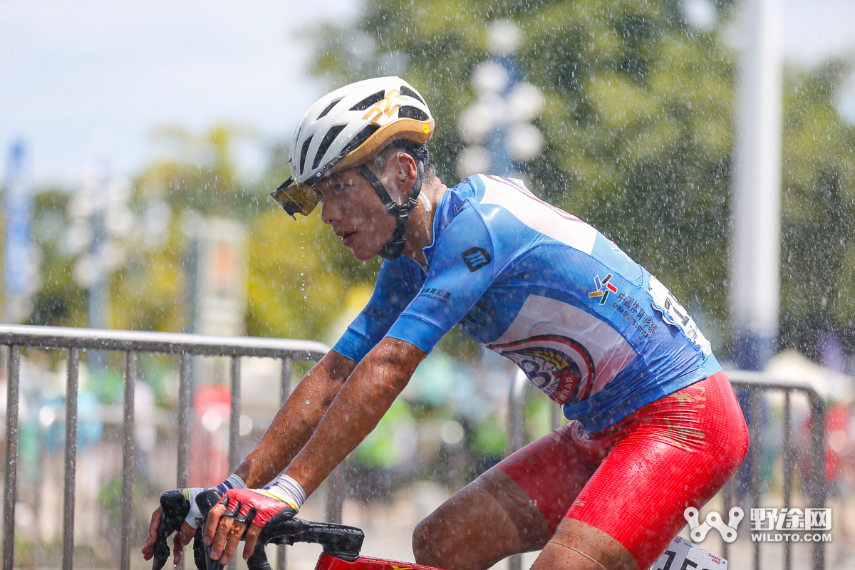 環(huán)島賽S2：飛銳快客車隊奪賽段 領騎衫洗牌