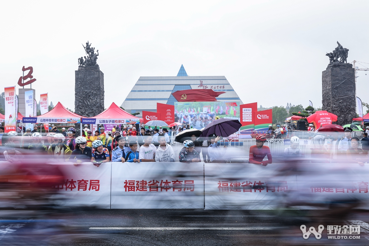 福建联赛宁化站：重走长征路 苏俊终点冲刺险胜