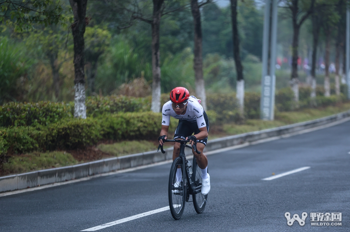 福建联赛宁化站：重走长征路 苏俊终点冲刺险胜