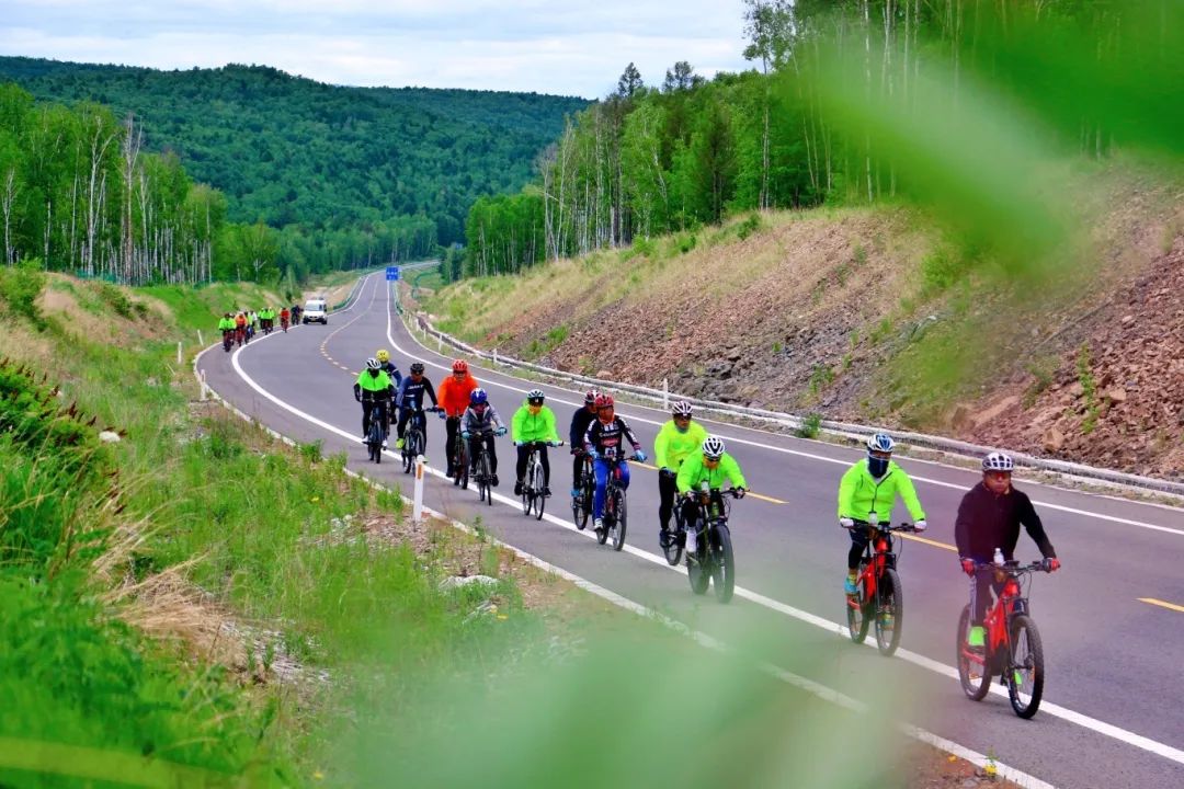 智能騎行，為地球充“植”！當e?Cycling遇見植樹節(jié)的雙向守護