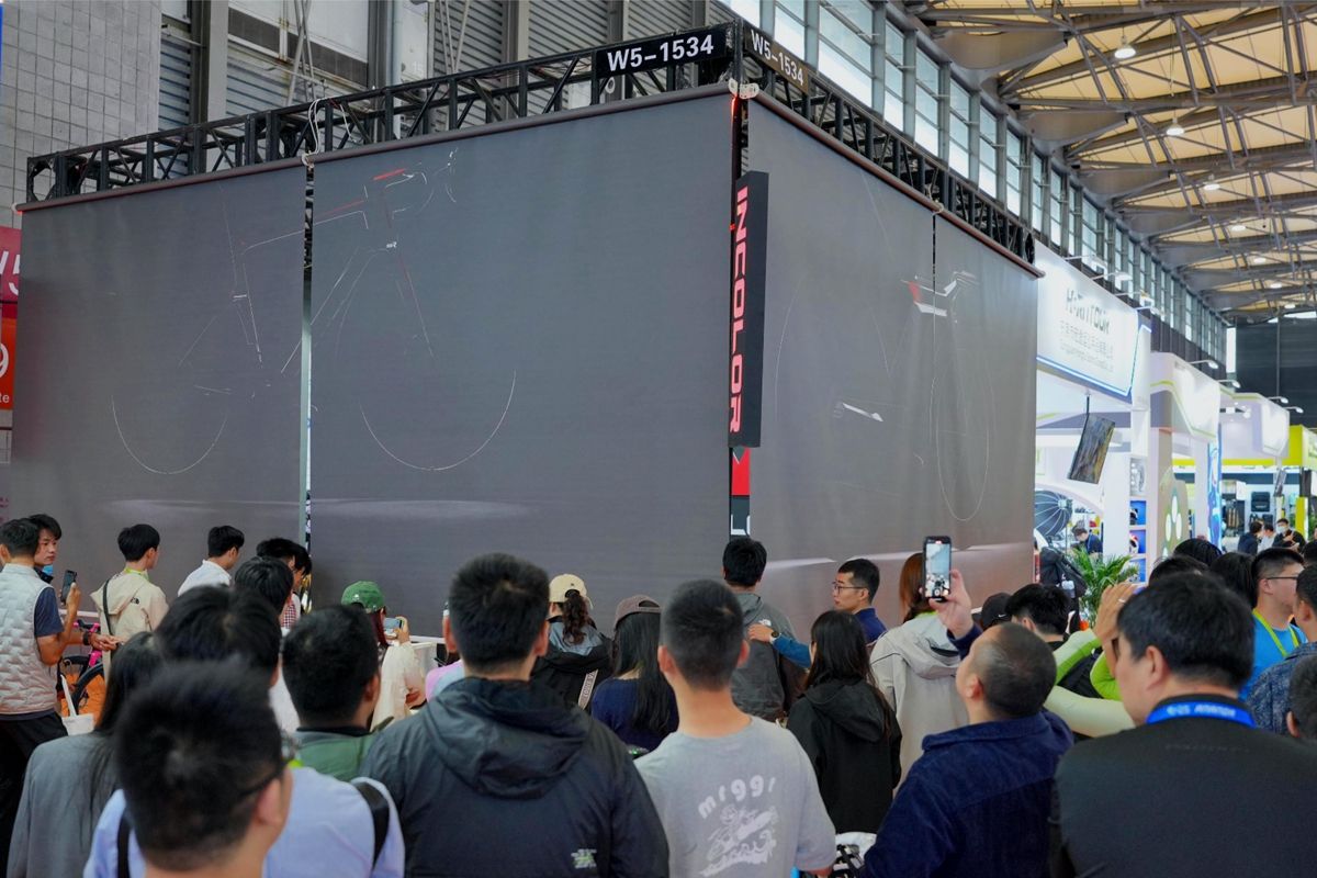 超越巅峰，INCOLOR全产品阵容亮相上海展
