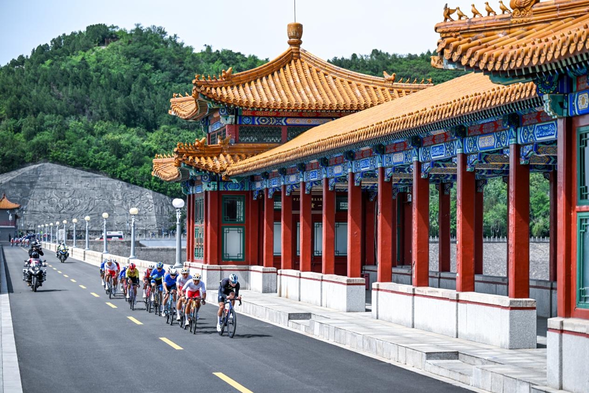 中国公路自行车联赛第三站（北京·昌平）  暨环昌平国际公路自行车挑战赛圆满落幕