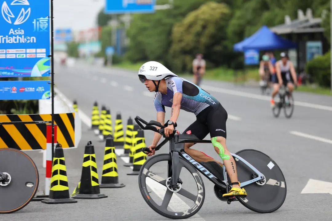 我们总是冠军！CADEX铁三选手五冠荣耀！