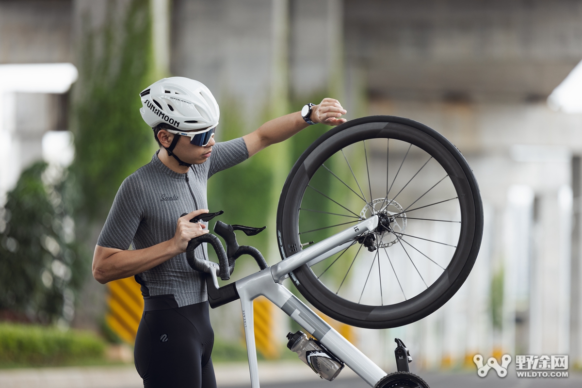 野途评测 | 意式设计底蕴 3T DISCUS 50|30 C 公路轮组