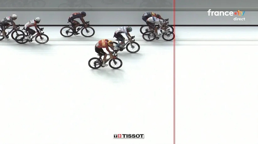 環(huán)法S3 | 菲利普森摔車退賽  梅利爾沖刺險勝米蘭