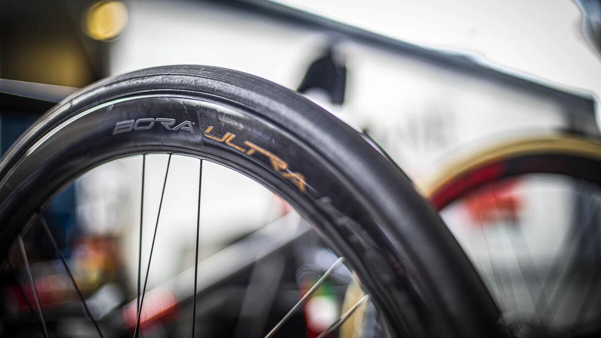 定义科技与美学   Campagnolo Bora Ultra WTO获国际金罗盘奖
