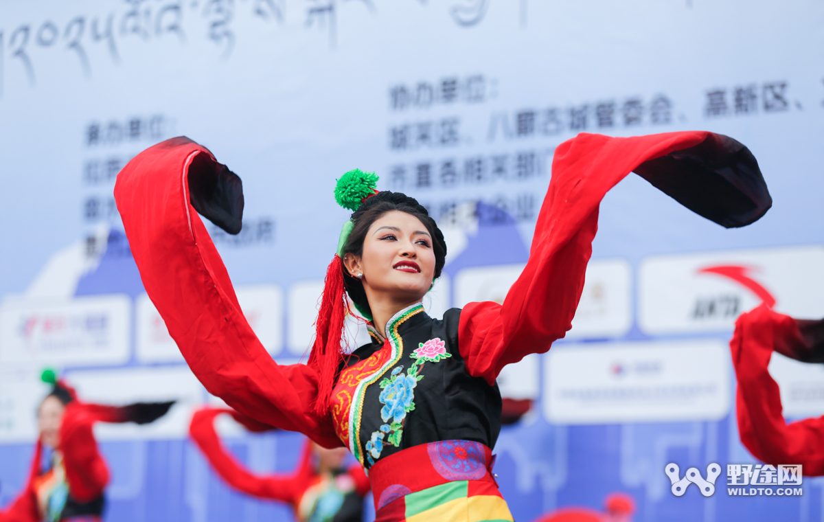 奔赴布达拉 环拉萨自行车大赛完美收官