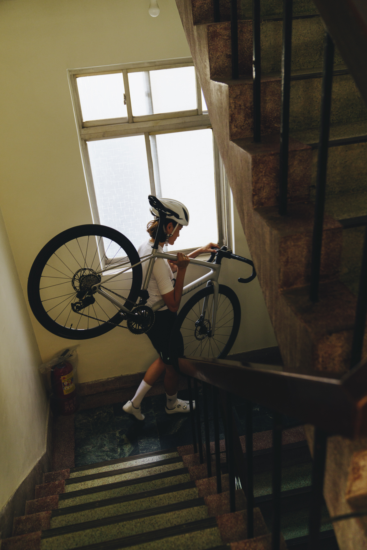 仅595克！重塑造车之道   Specialized全新Aethos 2发布