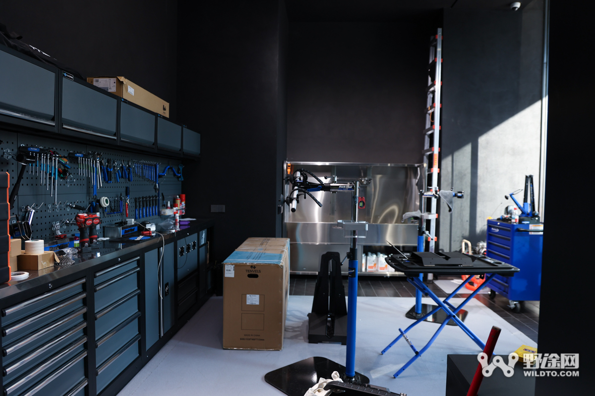 逆势而为 TENVELS探为来深圳湾旗舰店盛大开业