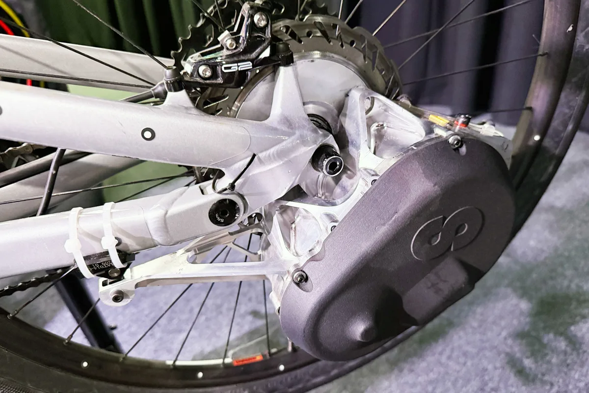 自行升级电助力 Skarper和红牛研发可拆卸电助力系统