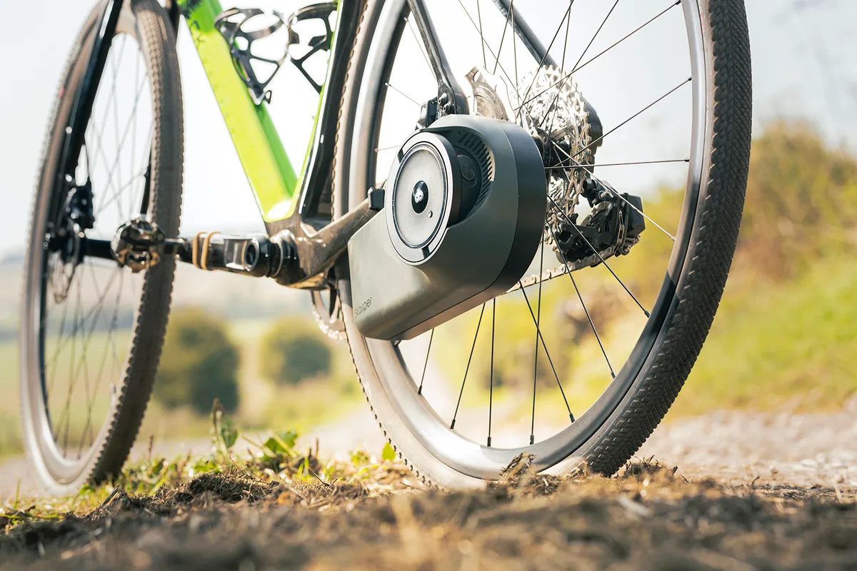 自行升级电助力 Skarper和红牛研发可拆卸电助力系统