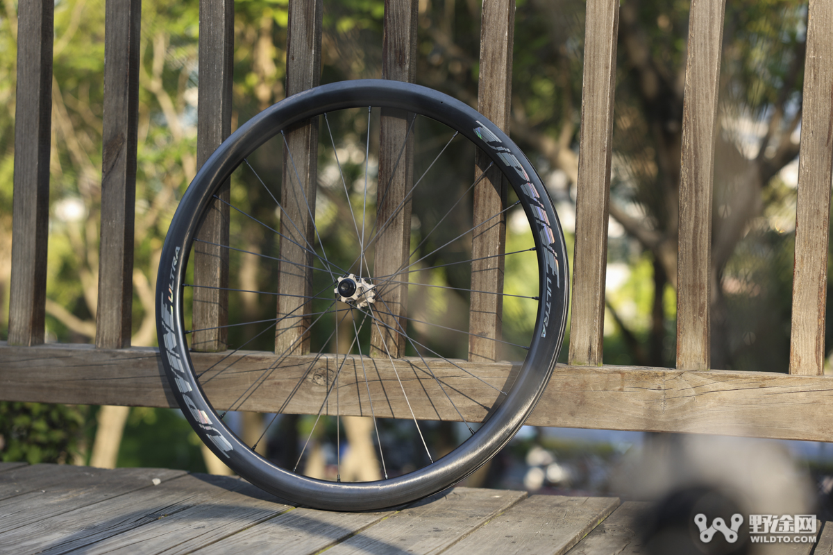 不止于“轻”   950g的静藤Ultra公路轮组究竟如何？