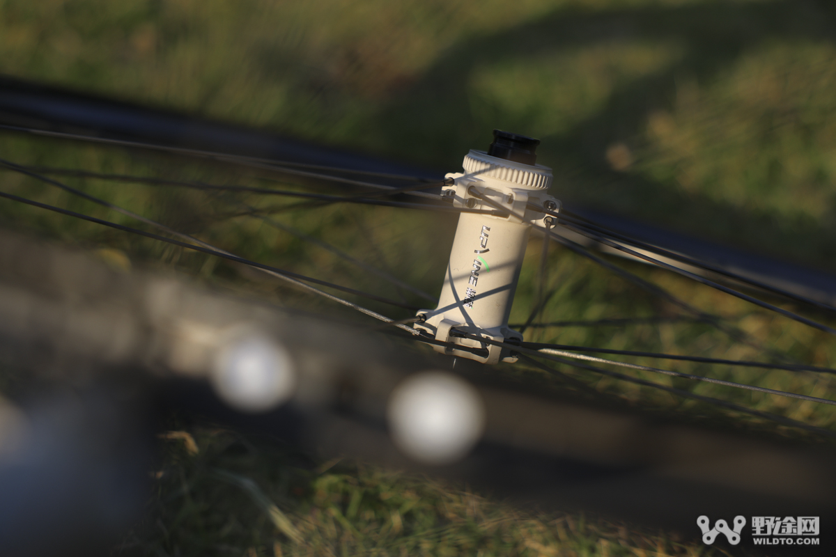 不止于“轻”   950g的静藤Ultra公路轮组究竟如何？