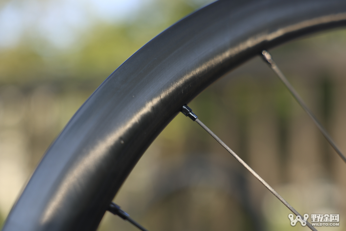 不止于“轻”   950g的静藤Ultra公路轮组究竟如何？