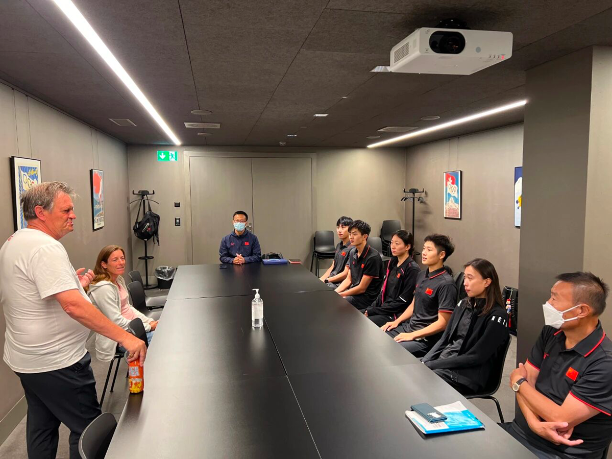 一块好铁｜范俊杰：八年耕犁终摘全运首金 铁三赛道上的黄牛与猛虎