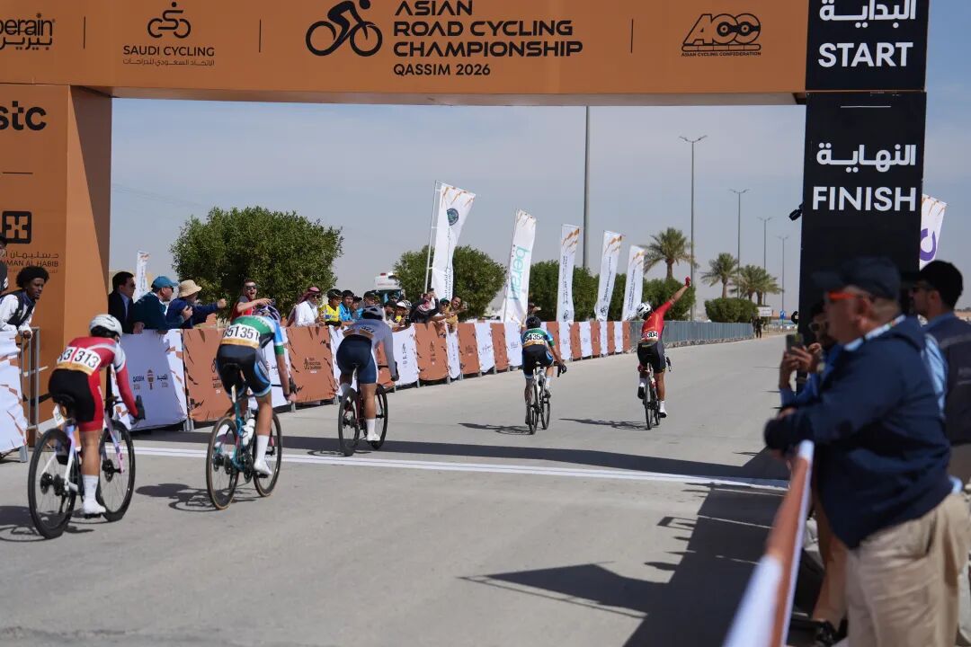 张好夺女子精英大组赛金牌 沙特公路亚锦赛中国队再传喜讯