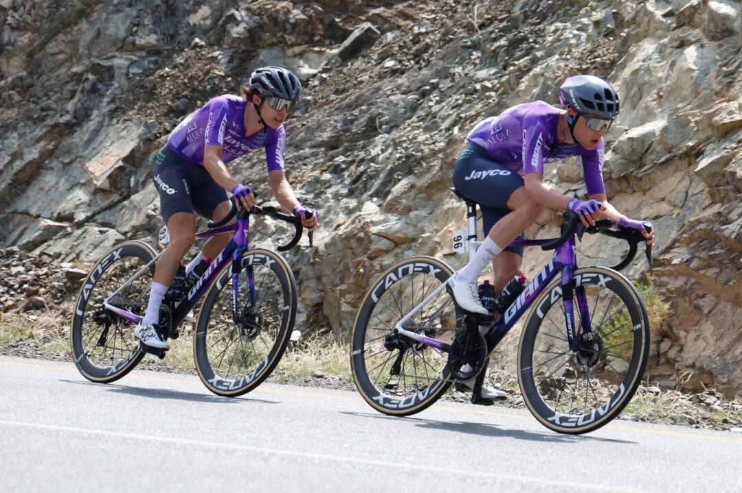 又一场胜利！杰科车队在阿曼巡回赛第三赛段斩获冠军！
