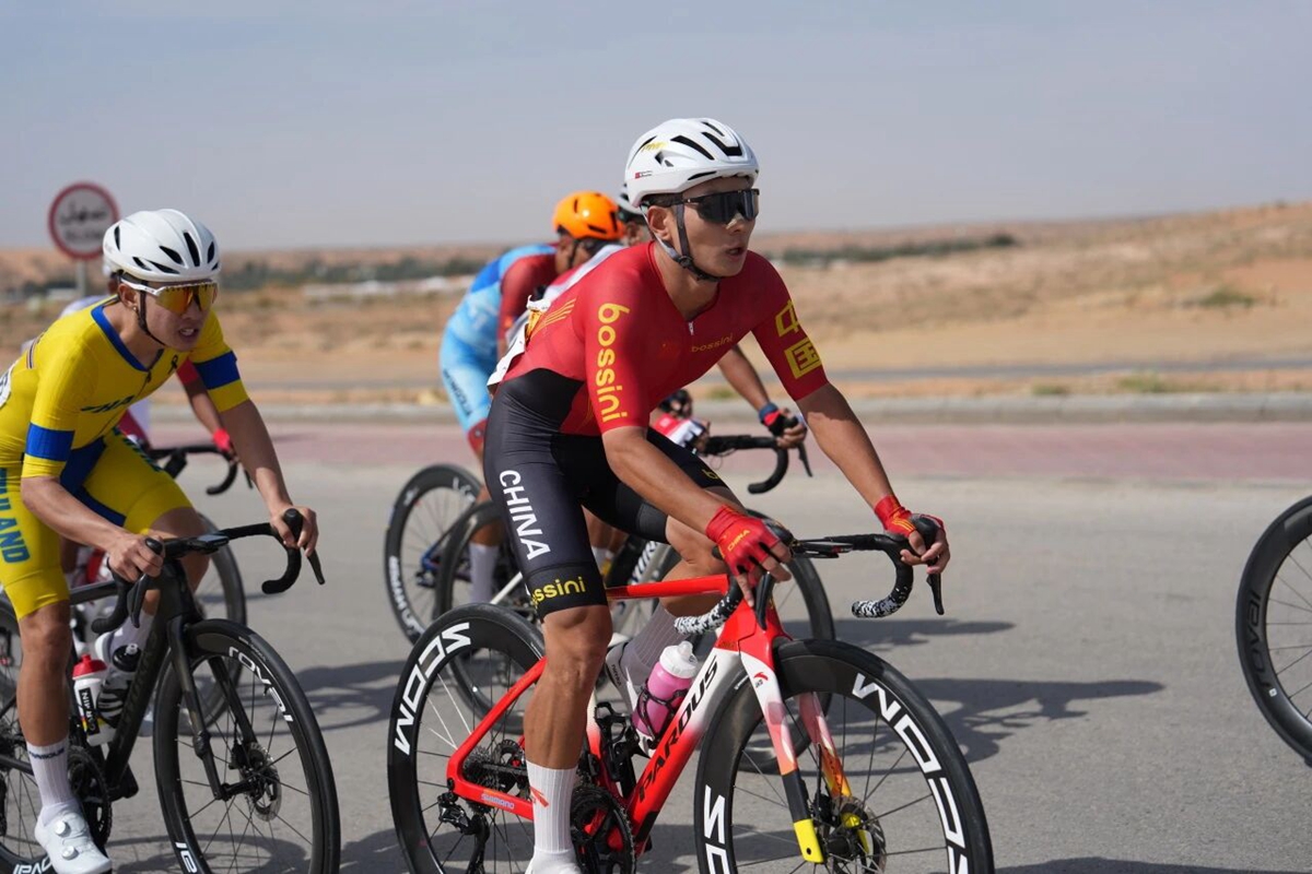 苏浩钰斩获银牌！ 2026年亚洲公路锦标赛中国国家公路自行车队圆满完赛