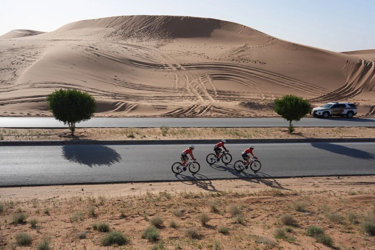 苏浩钰斩获银牌！ 2026年亚洲公路锦标赛中国国家公路自行车队圆满完赛