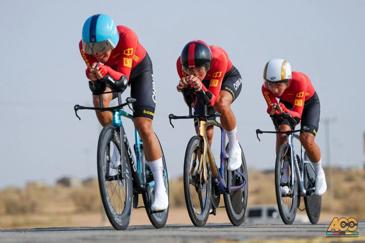 苏浩钰斩获银牌！ 2026年亚洲公路锦标赛中国国家公路自行车队圆满完赛