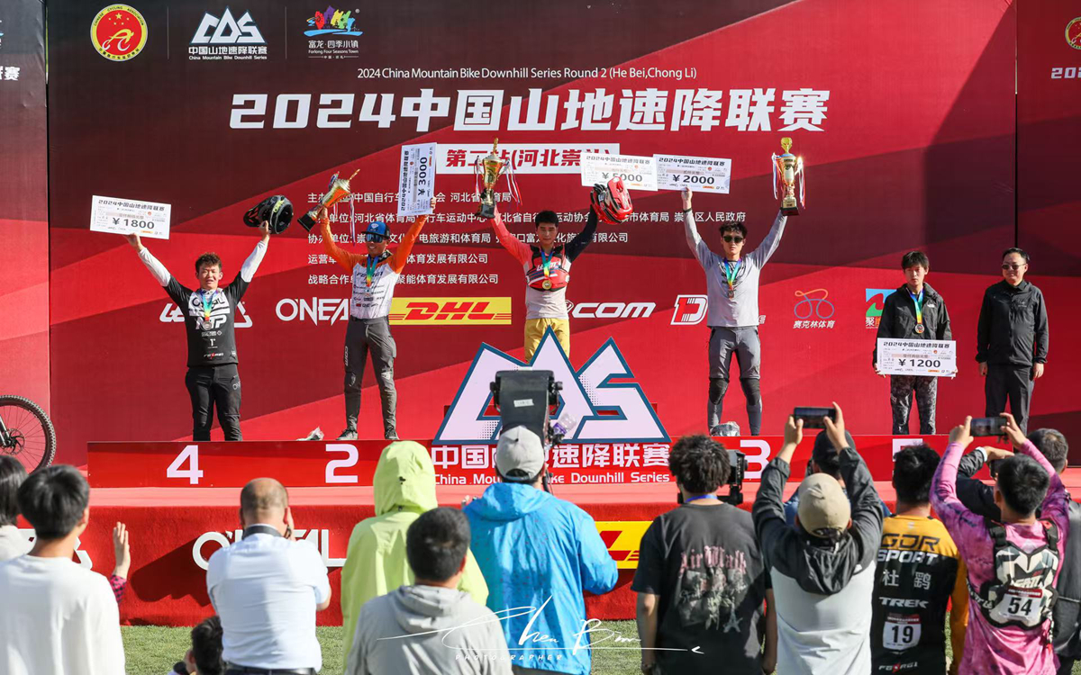 完美车业×肖聪 正式签约｜以冠军标准，铸就避震专业品质