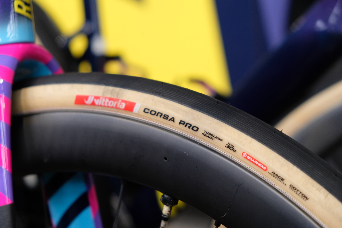 职业车手如何设定战车 新闻报环赛上的器材巧思