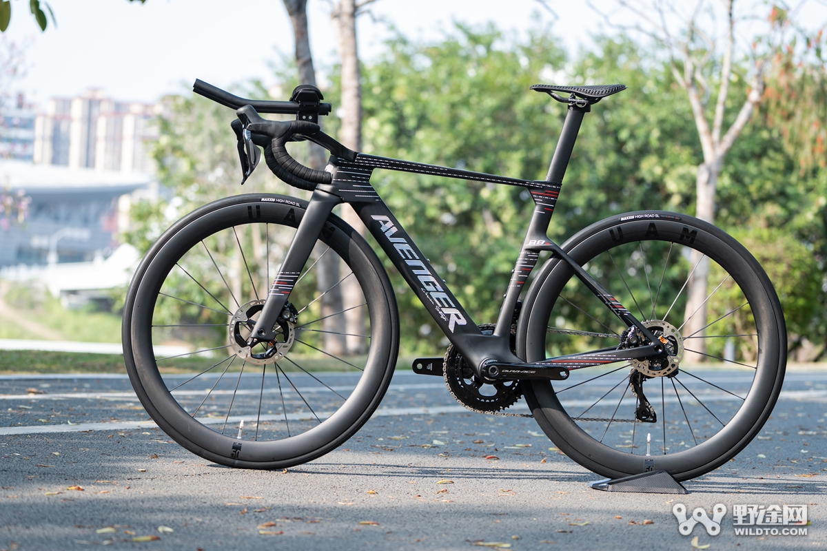 破风劲行，实用不止 | 万元内气动新秀！AVENGER 复仇者 R8-RS 上市