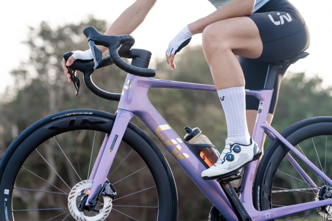 【上新了Liv】全新 EnviLiv Advanced Pro，只为更快而生！