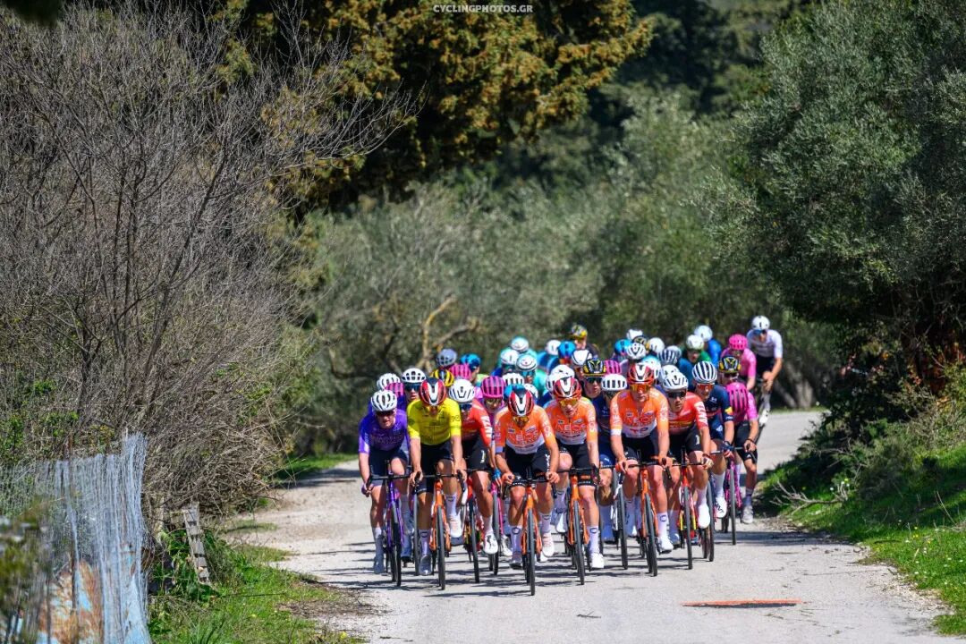 环罗德岛S1：科尼谢夫冲刺压群雄 安踏mentech喜获赛季首胜