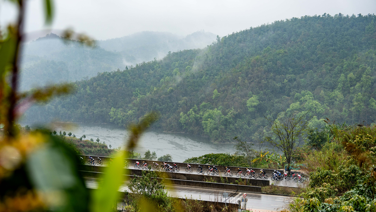 2026年中国公路自行车联赛第一站（云南·芒市站）在云南芒市圆满落幕