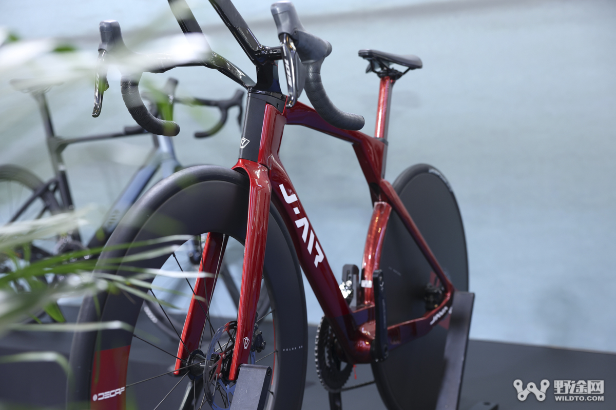 佰客屋携双车队亮相  第 24 届北方自行车电动车展盛大开幕